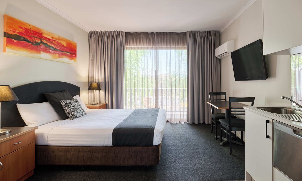 Greenway Hotel | Abode Tuggeranong