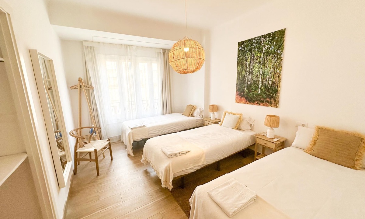 La Trinidad Apartment | Malaga Holidays City Center 5 bedrooms & Terrace