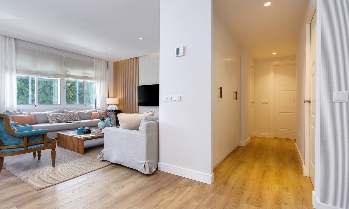 La Caleta Apartment | Genteel Home Paseo de Reding