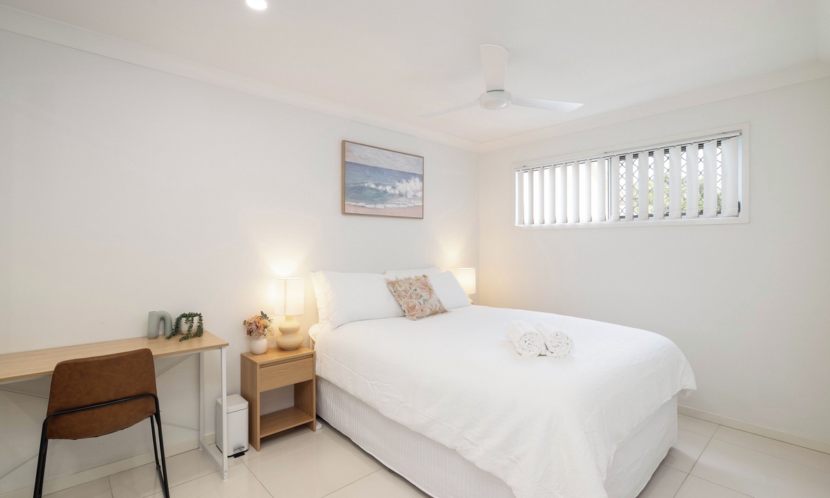 Rocklea Apartment | 1 Bdr Apt w/AC & Kitchen | Parking | 216F1
