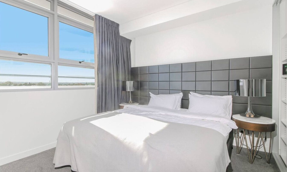 Chatswood CBD Apartment | lovely 2 bds in heart chatswood free parking