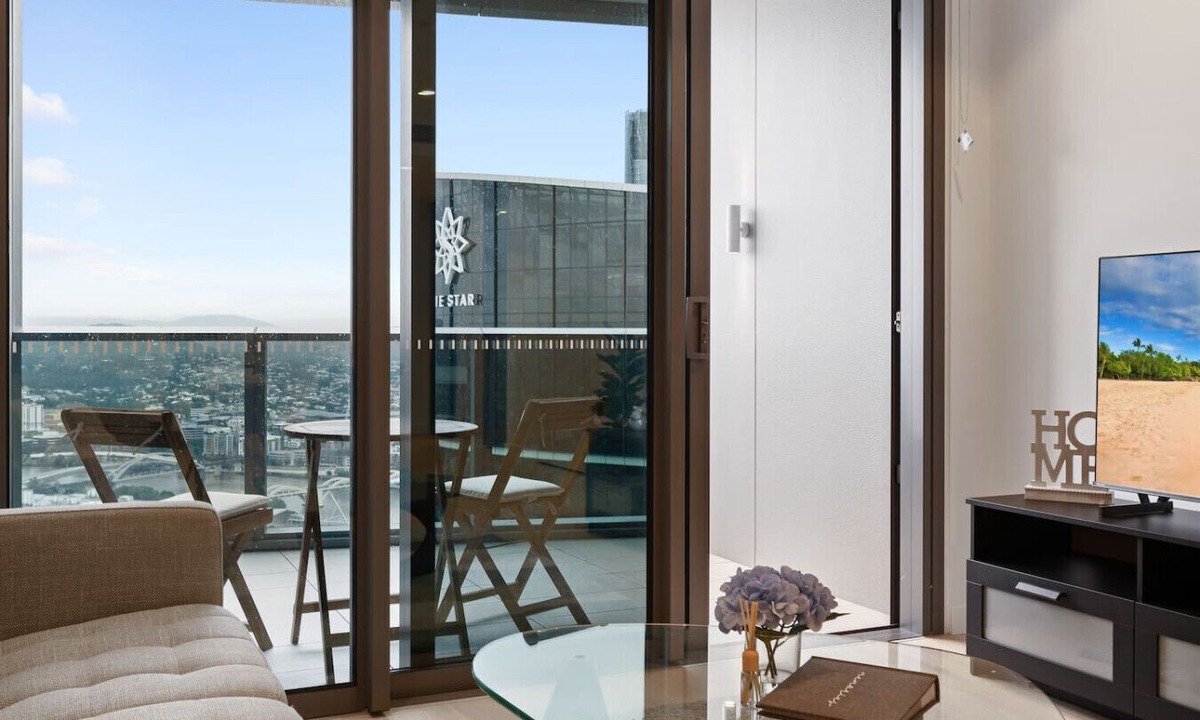 Brisbane Central Business District Apartment | The Luxe Casino Apartment | City Views & Casino Access