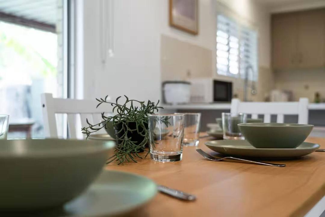 Sunnybank Hills House | Bertie's - Affordable Comfort for the Whole Crew - Holiday Home