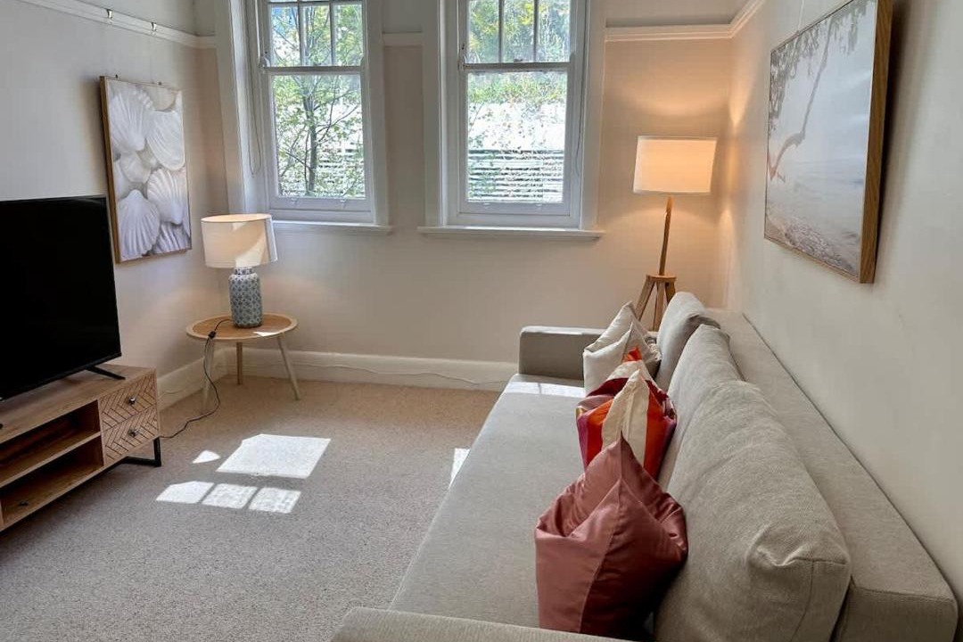 Kings Cross Apartment | Chic 1-Bed unit at Potts Point