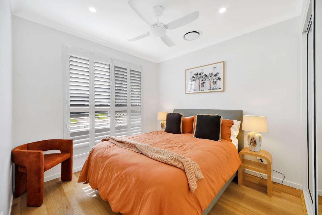 Innes Park House | Cinema Pool Pets 4b2b Bargara Headlands