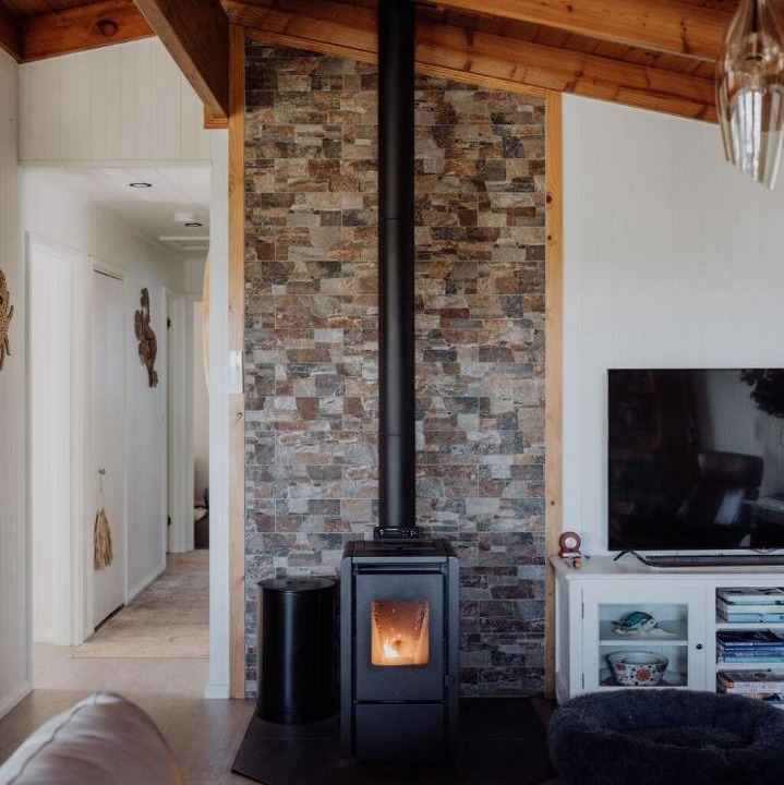 Coles Bay House | Sea Breeze Freycinet - Hot Tub