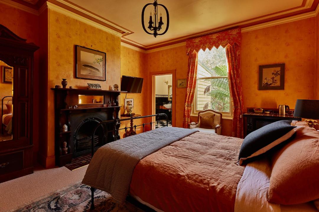 Huonville Bed & Breakfast | Clifton Homestead