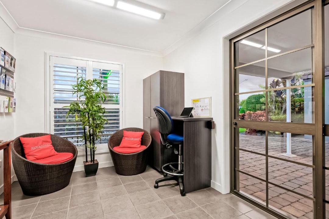 Bundaberg West Hotel | Chalet Motor Inn