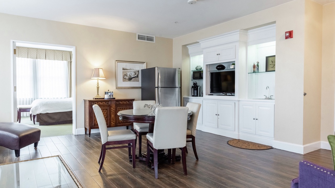 Photo of Livingroom in Central City