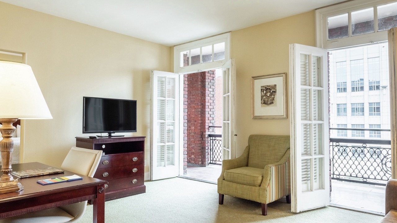 Photo of Livingroom in Central City