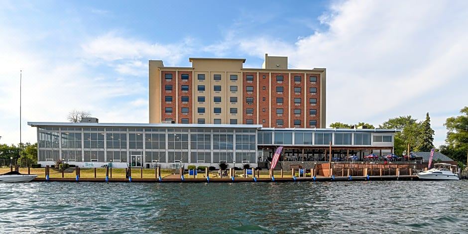 Photo of Buildings in Niagara Falls