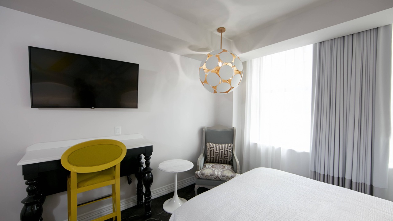 Photo of Bedroom in Central City