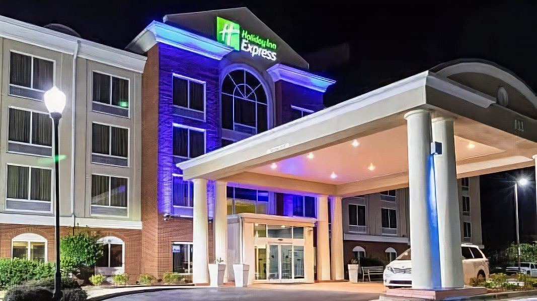 Photo of Buildings in Irondale