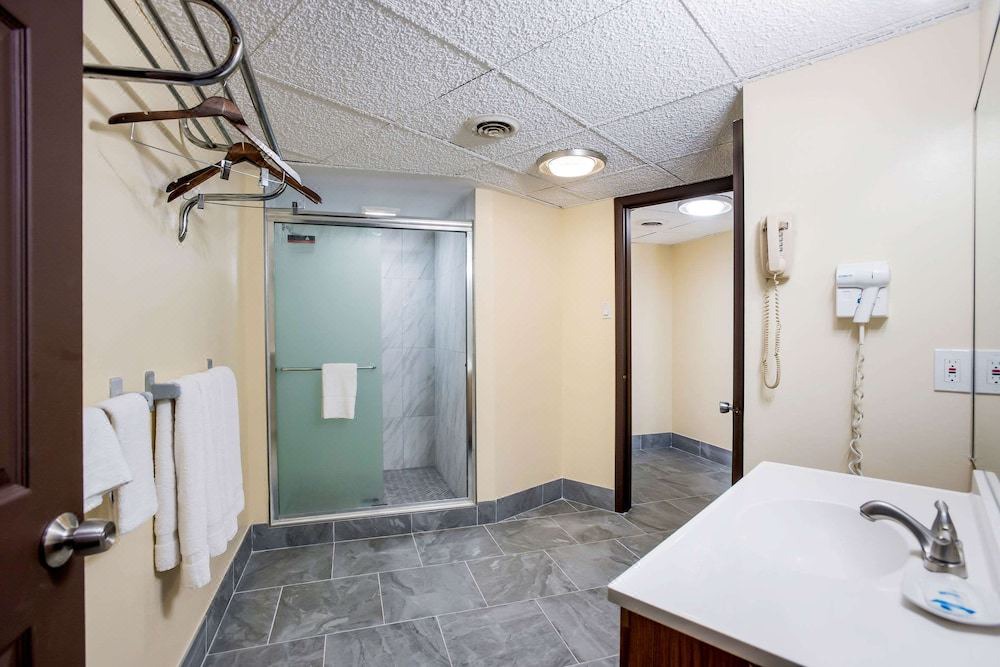 Photo of Bedroom in Winslow