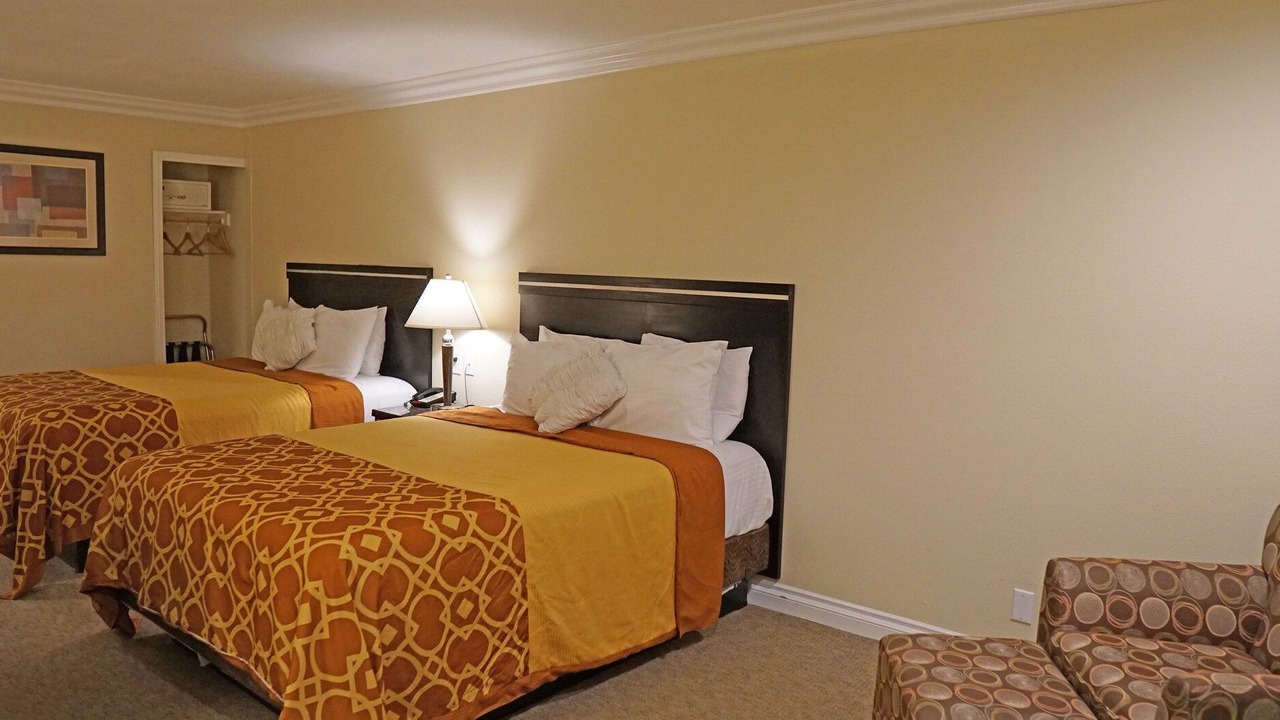 Photo of Bedroom in Sunset Beach