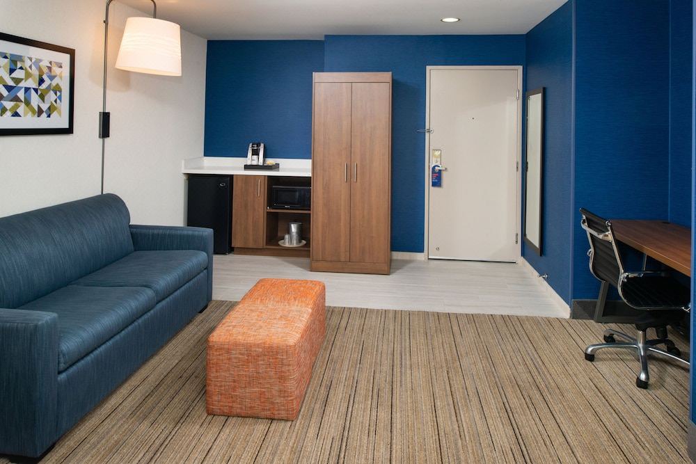 Photo of Livingroom in Westlake