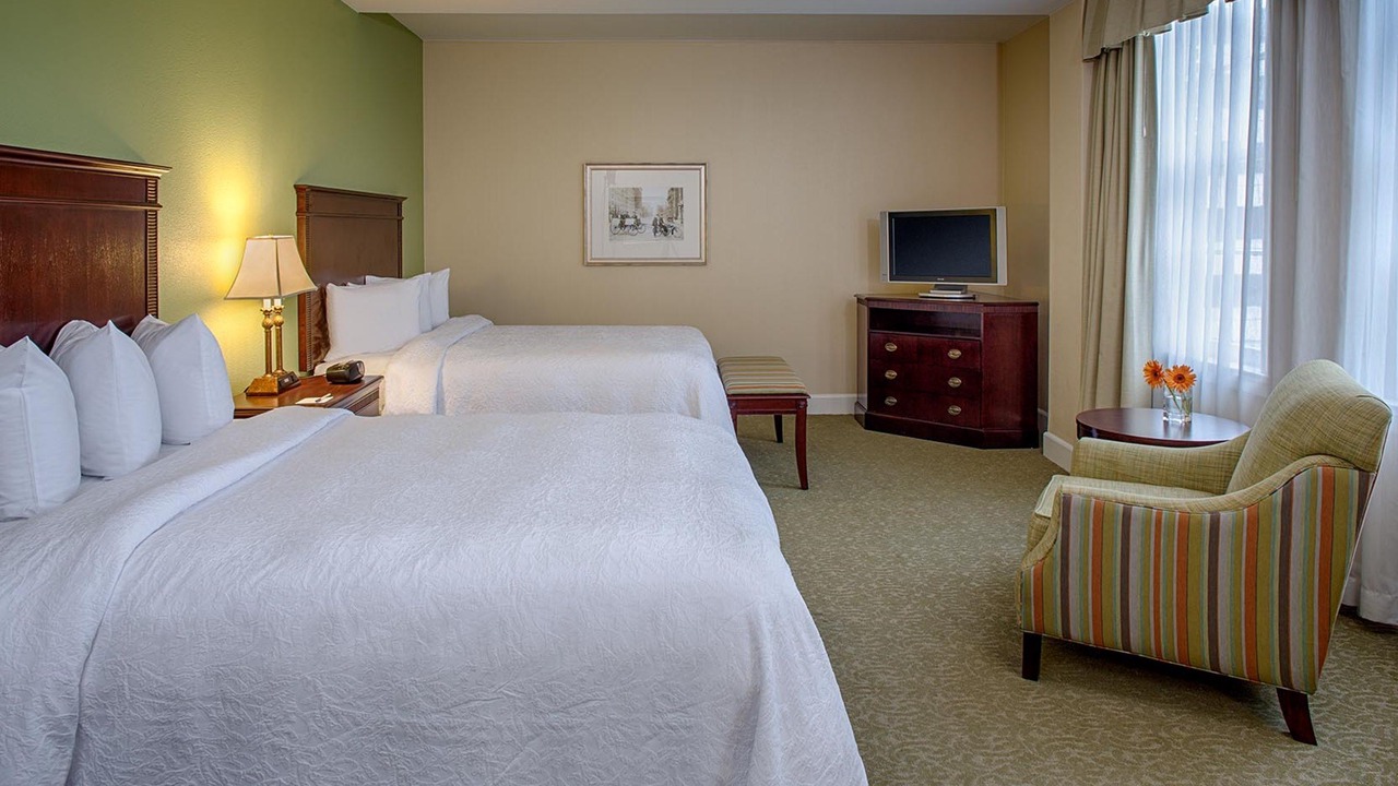 Photo of Bedroom in Central City