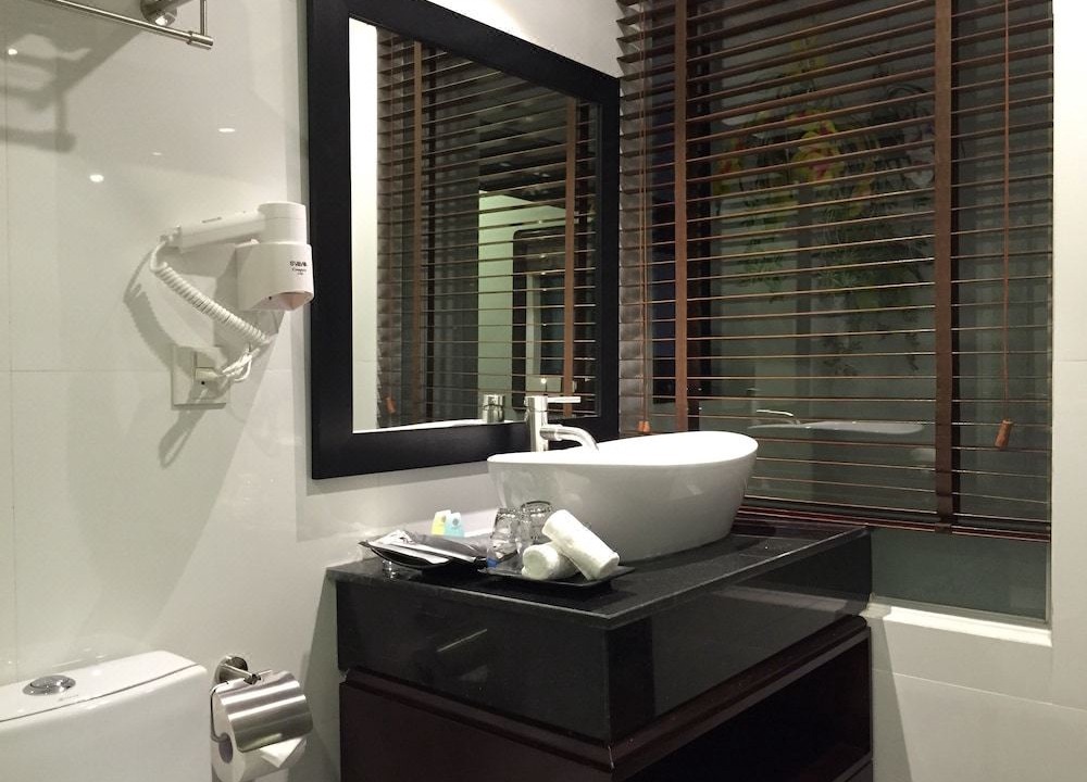 Photo of Bathroom in Old Quarter