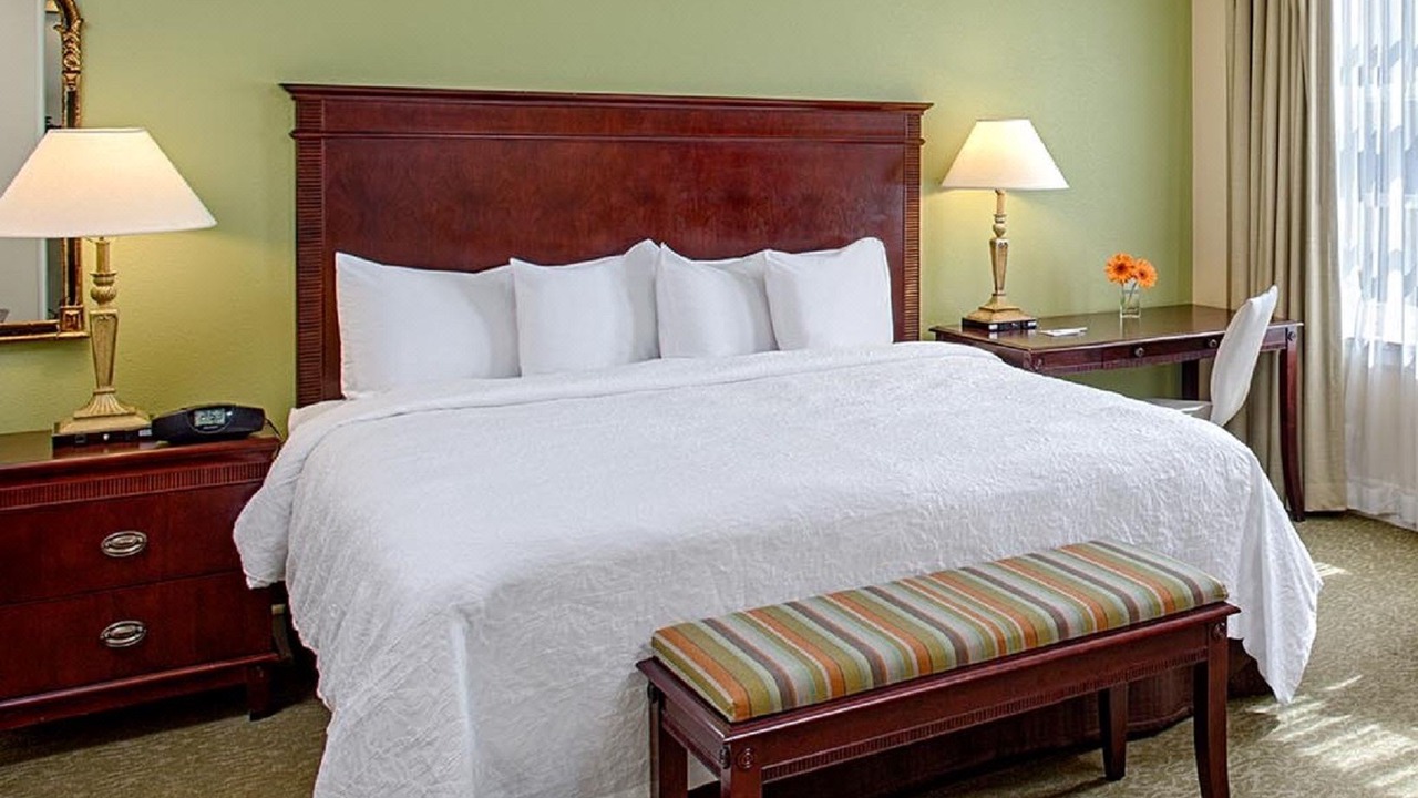 Photo of Bedroom in Central City