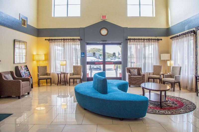 Photo of Livingroom in Merced