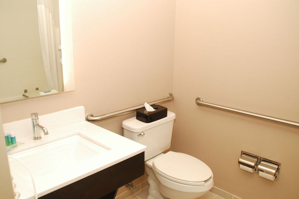 Photo of Bathroom in Irondale