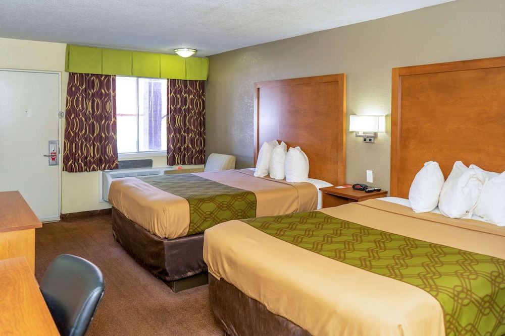 Photo of Bedroom in Weldon