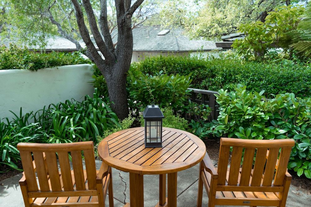 Photo of Patio Balcony in Quail Lodge
