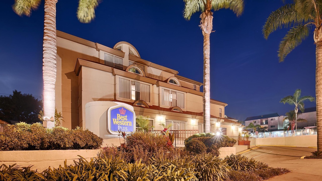Photo of Buildings in Coronado