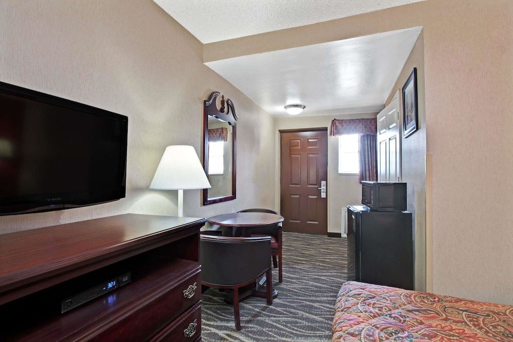Photo of Livingroom in Ridgefield