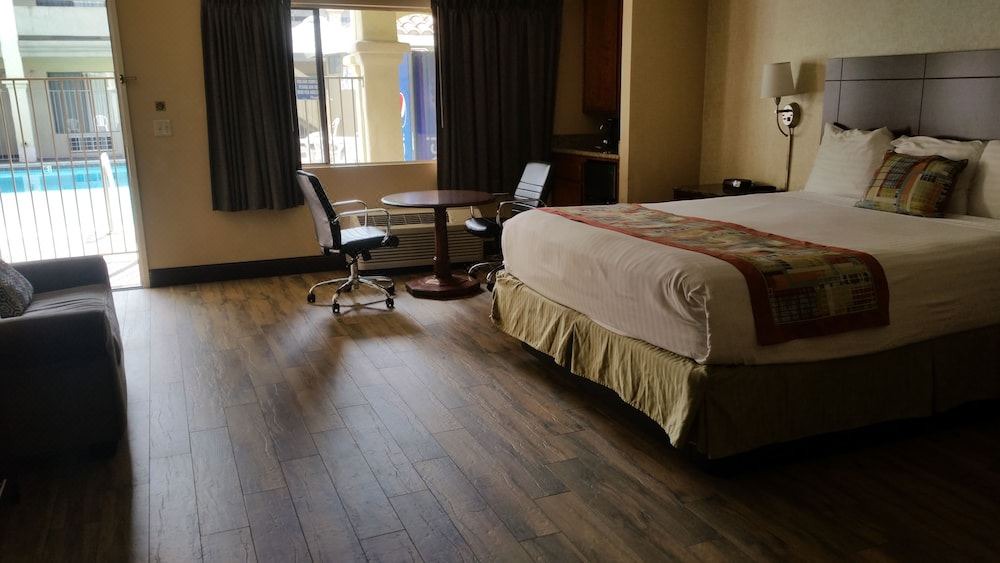 Photo of Bedroom in Downtown