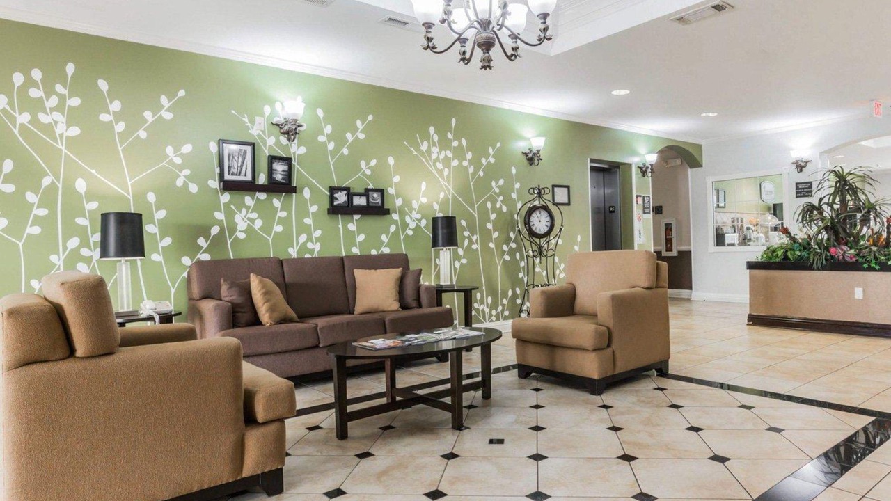 Photo of Livingroom in Millbrook