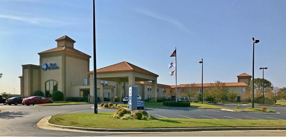 Photo of Buildings in Roanoke Rapids