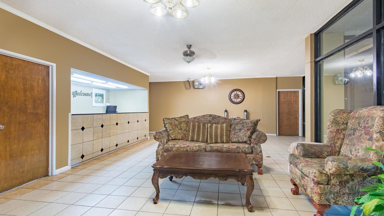 Photo of Livingroom in Clanton