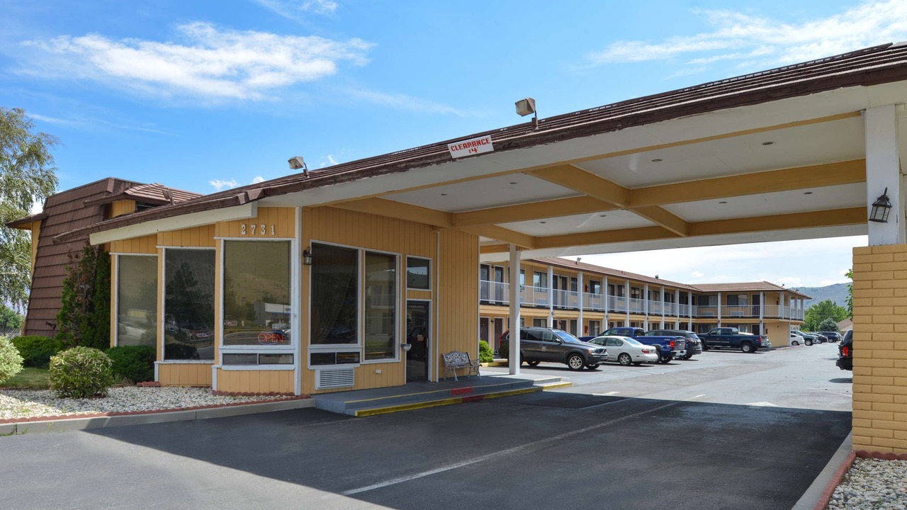 Photo of Buildings in Carson City