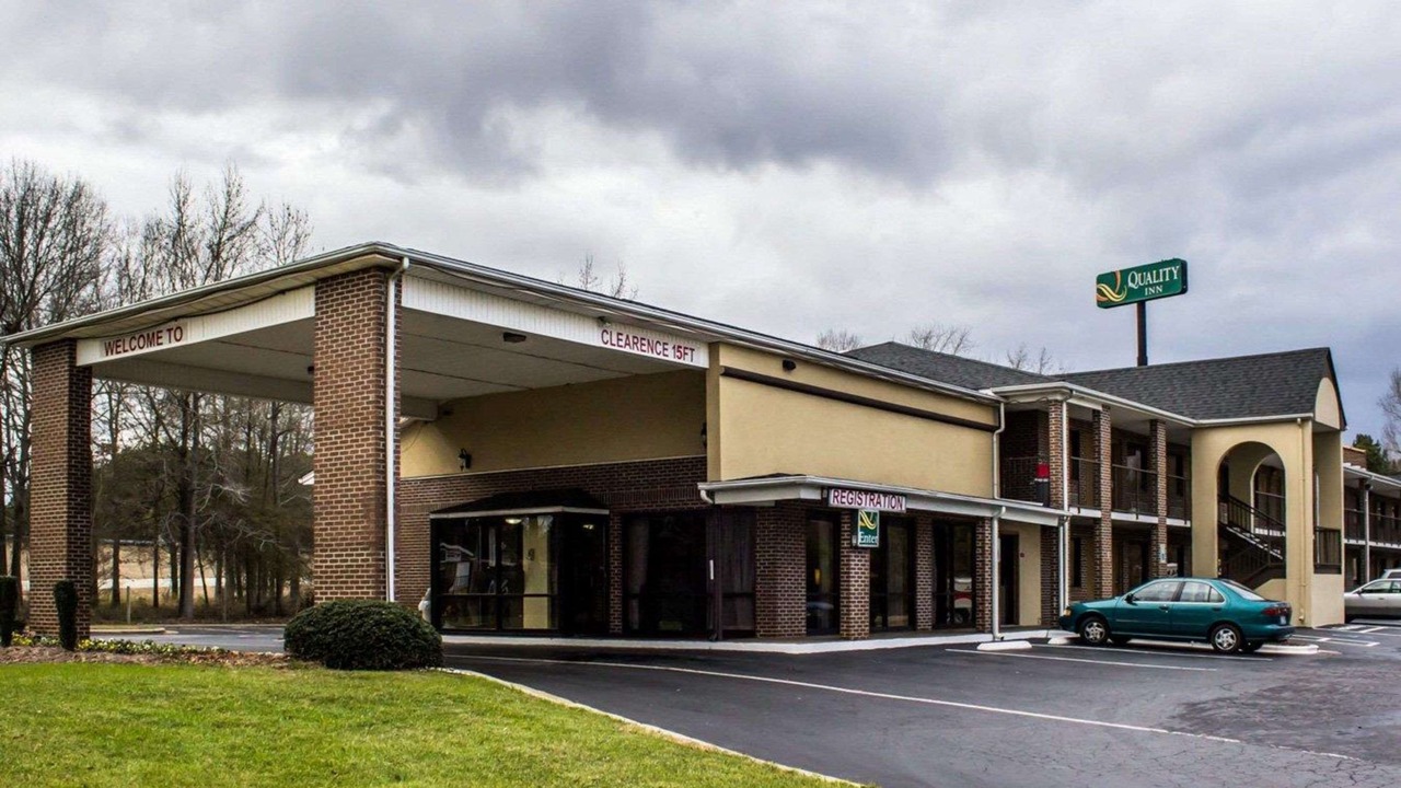 Photo of Buildings in Kenly