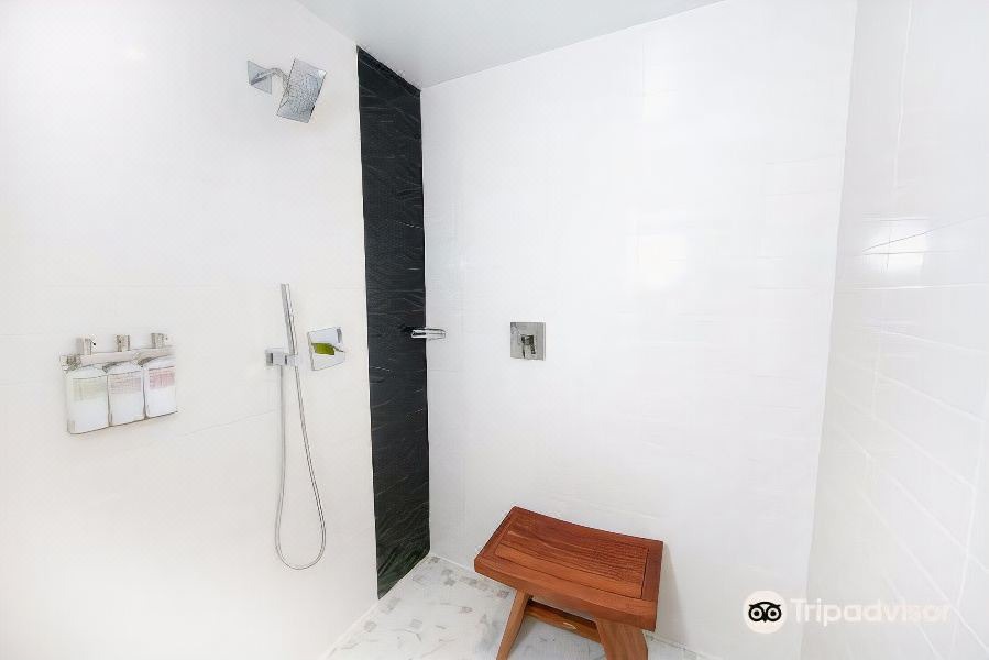 Photo of Bedroom in Central City
