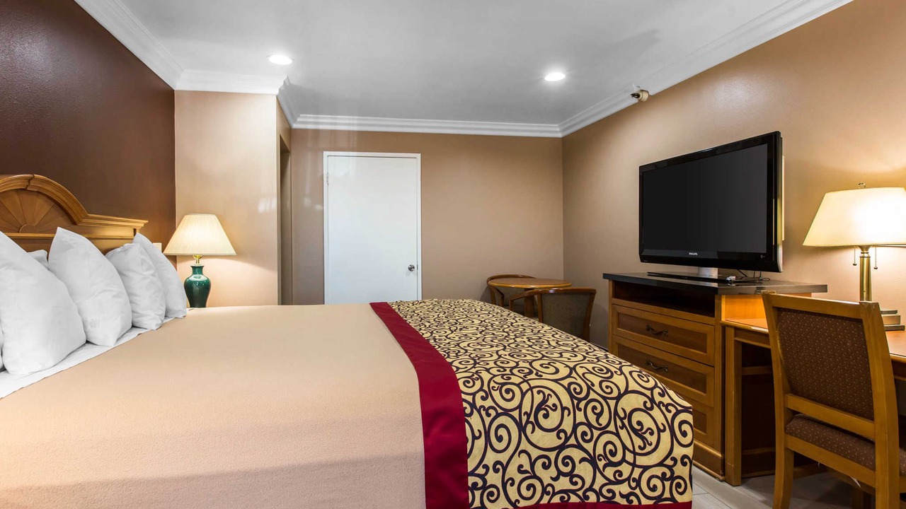 Photo of Bedroom in Cypress