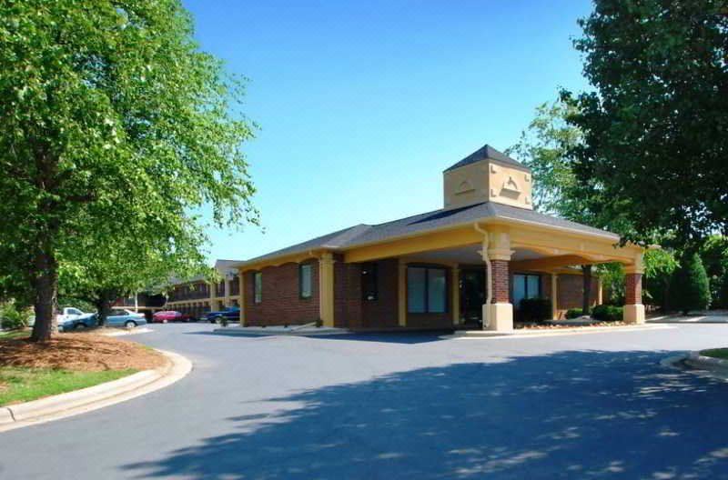 Photo of Others in Albemarle