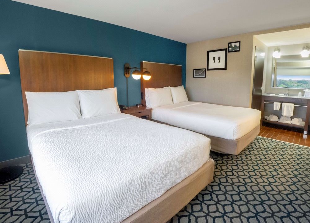 Photo of Bedroom in Niagara Falls