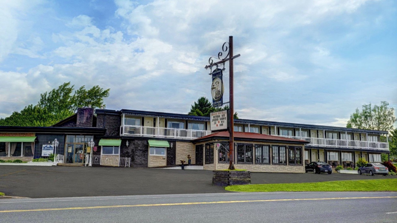 Photo of Buildings in Lac-Etchemin