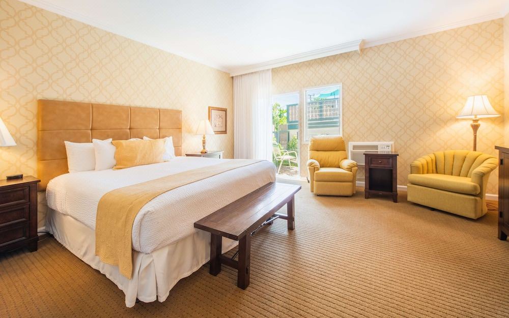 Photo of Bedroom in Oak Park