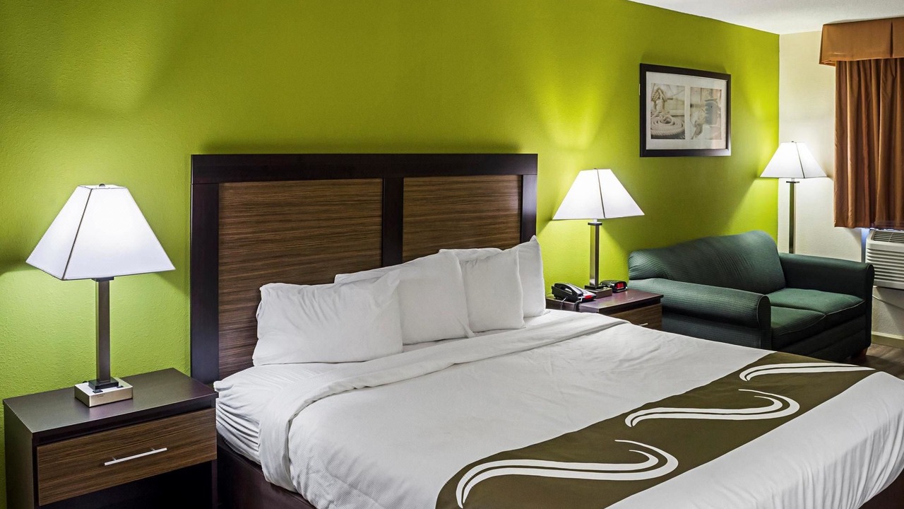 Photo of Bedroom in Biloxi