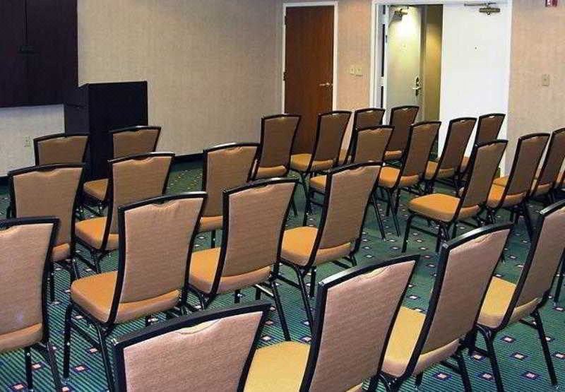 Photo of Livingroom in Tougaloo
