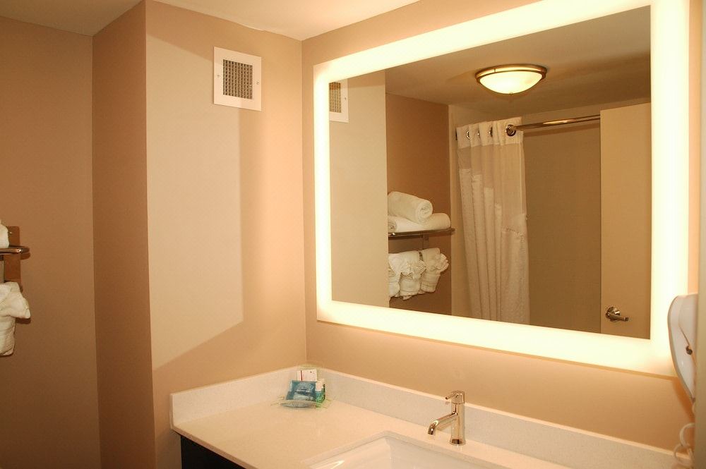 Photo of Bathroom in Irondale