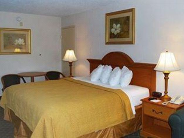 Photo of Bedroom in Biloxi
