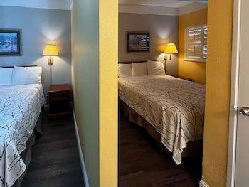 Photo of Bedroom in Russian Hill