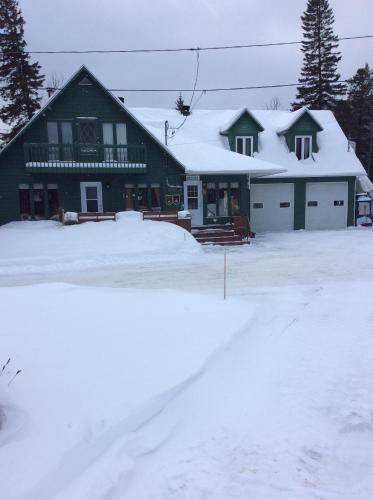 Photo of Others in L'Anse-Saint-Jean