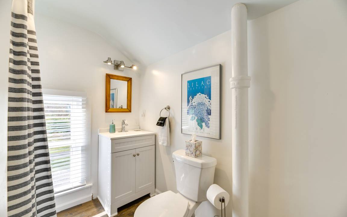 Photo of Bathroom in Naples