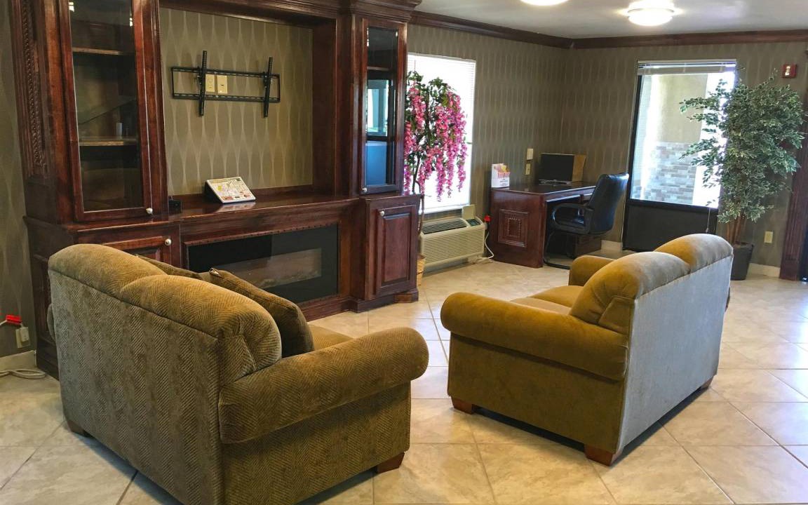 Photo of Livingroom in Greater Belhaven