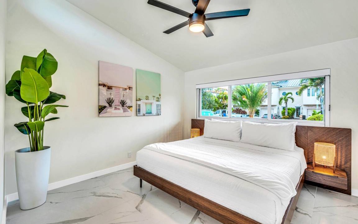 Photo of Bedroom in Coral Ridge